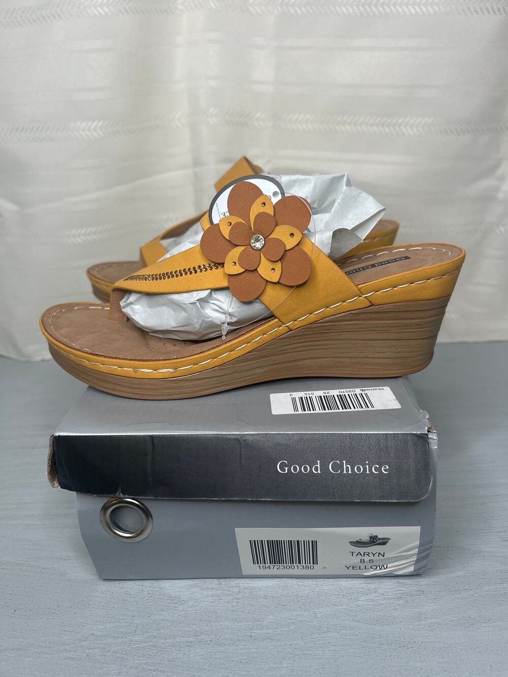 GC Shoes Fiora Floral Cutout Wedge Sandals Yellow Womens Size 8.5